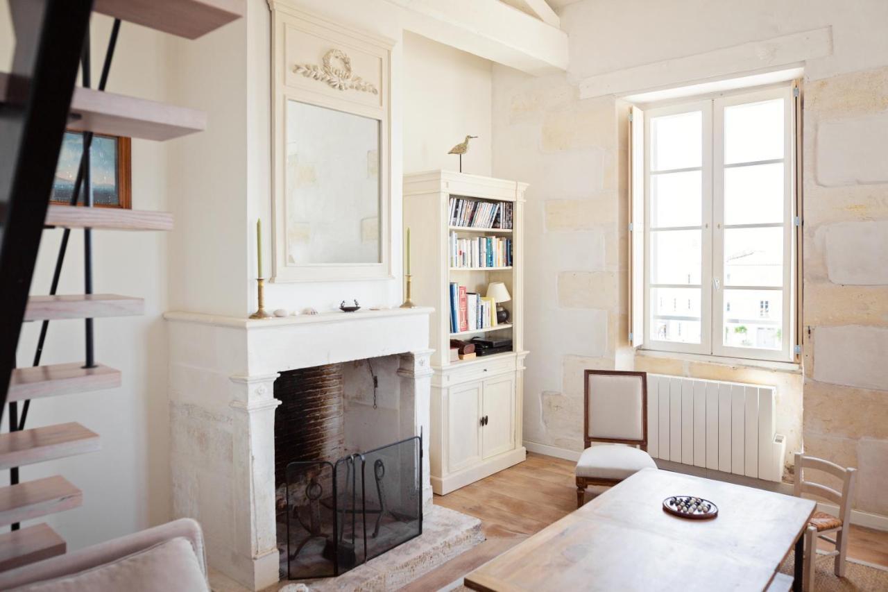 XVIII Century Gem With Magnificent Views Of The Harbour With A Private Garage Apartment Saint-Martin-de-Ré Exterior photo