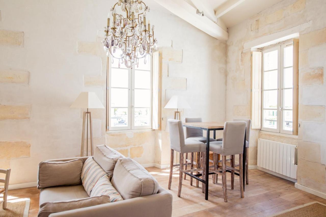 XVIII Century Gem With Magnificent Views Of The Harbour With A Private Garage Apartment Saint-Martin-de-Ré Exterior photo