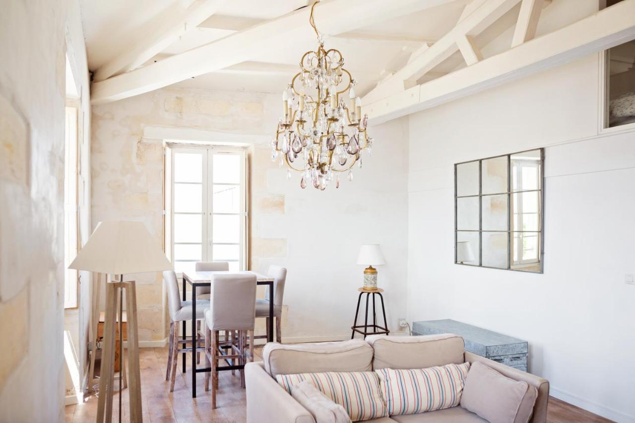 XVIII Century Gem With Magnificent Views Of The Harbour With A Private Garage Apartment Saint-Martin-de-Ré Exterior photo