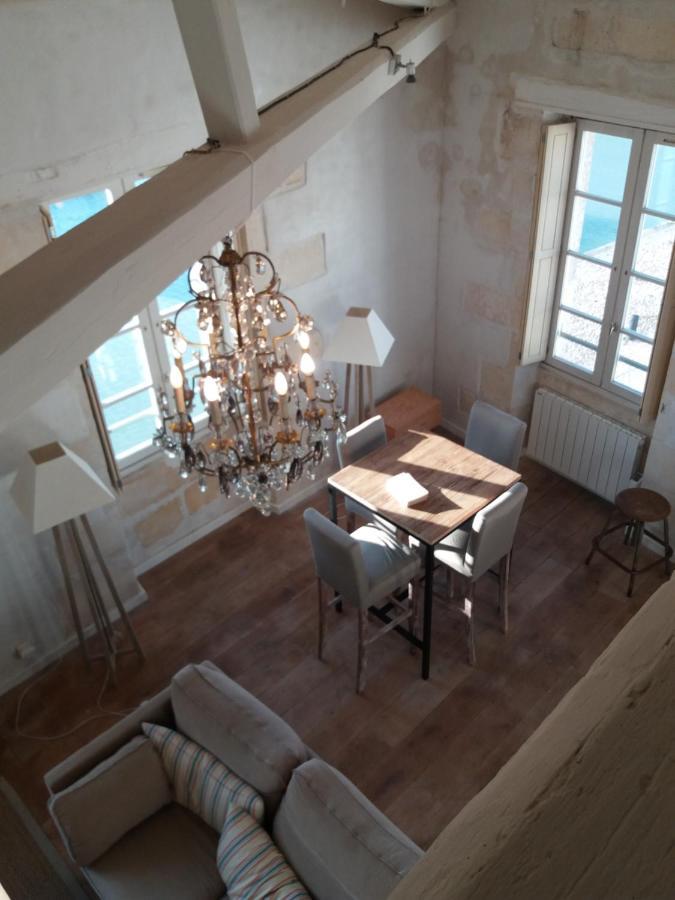 XVIII Century Gem With Magnificent Views Of The Harbour With A Private Garage Apartment Saint-Martin-de-Ré Exterior photo